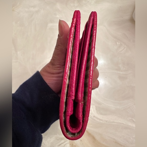 Kate Spade ♠️ Wallet - Picture 8 of 8